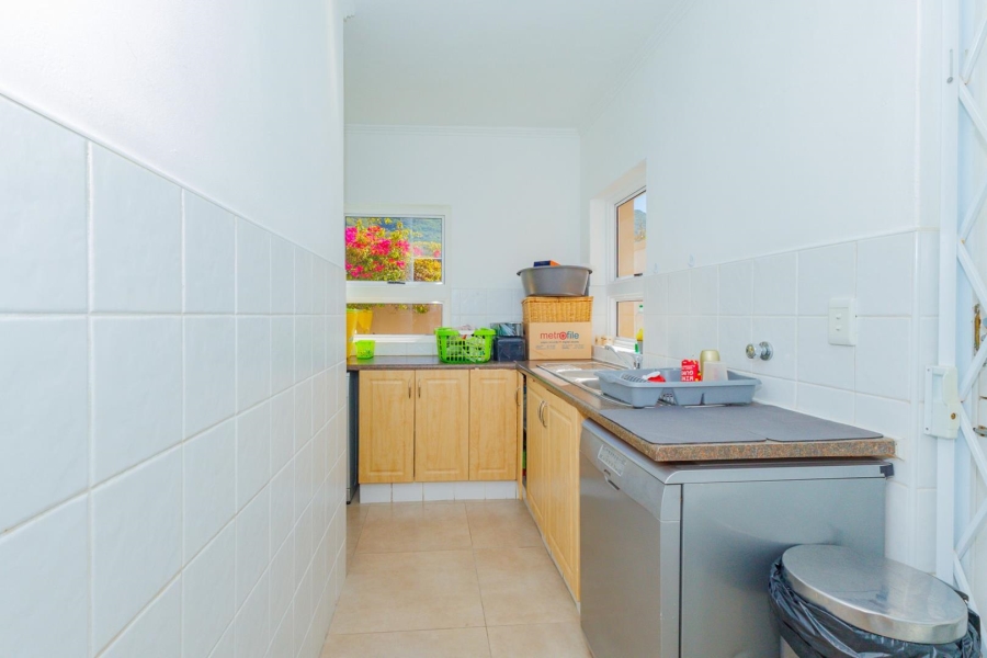 To Let 3 Bedroom Property for Rent in Northshore Western Cape